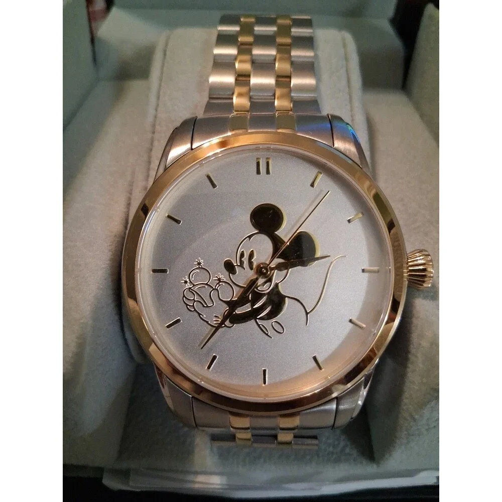 RARE Disney Cast Member 24 Year Retirement Watch Golden Ears NIB